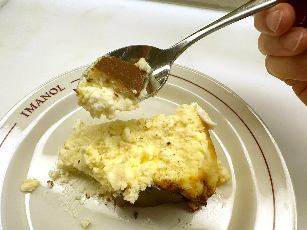 Spoon witih Cheese tart imanol