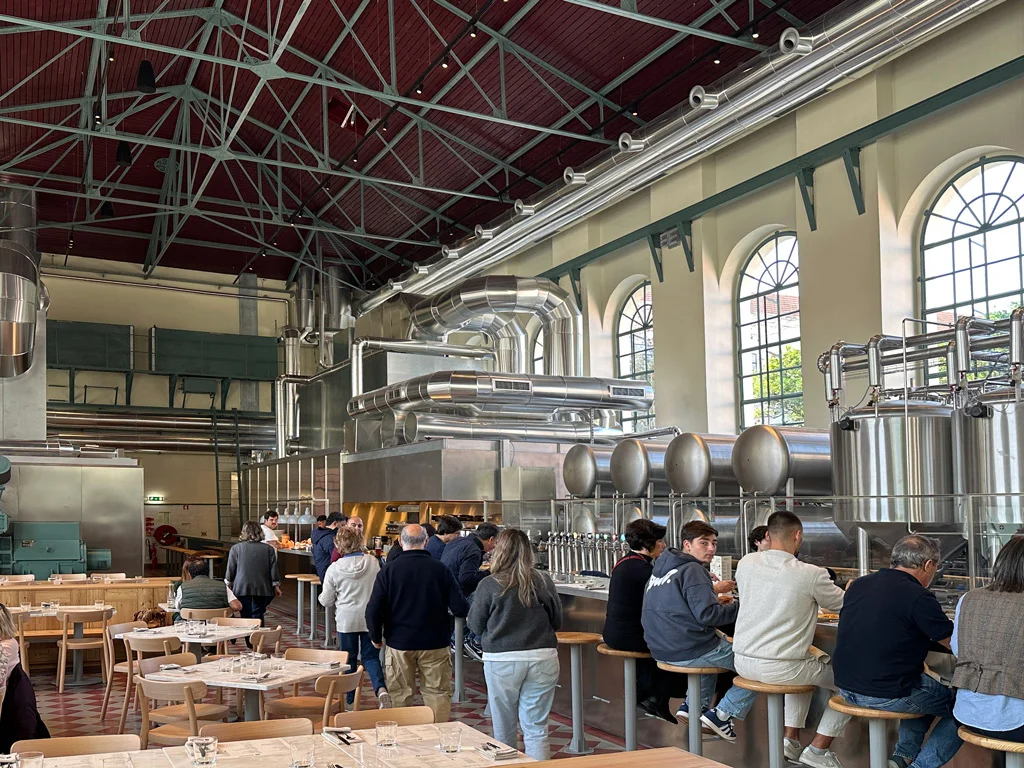 Browers Brewery and restaurant in Beato