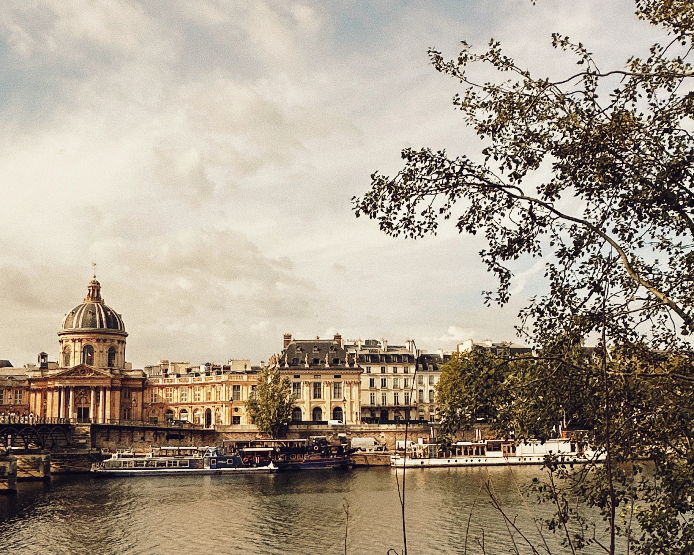 Paris heatwave, city, Seine